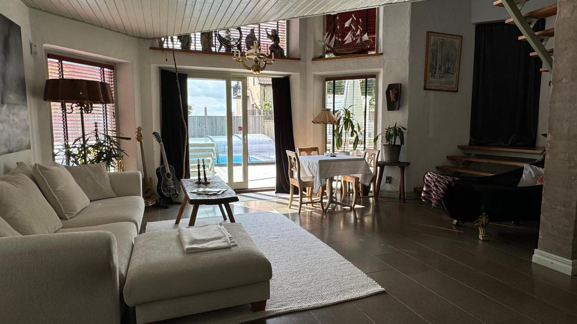 Modernt Hus Naera Stad Och Strand 斯塔德 外观 照片